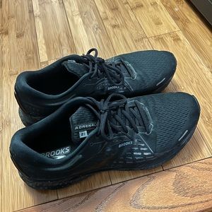 Brooks Adrenaline 21 Size 14